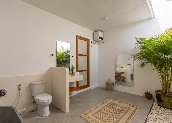 Cozy 3bdrm Villa Canggu