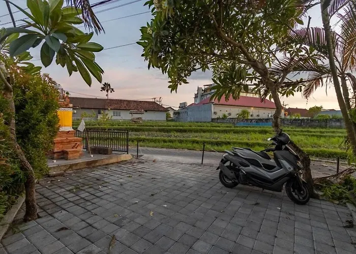 Cozy 3bdrm Villa Canggu