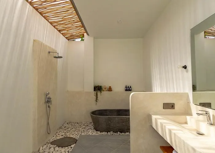 Cozy 3bdrm Canggu