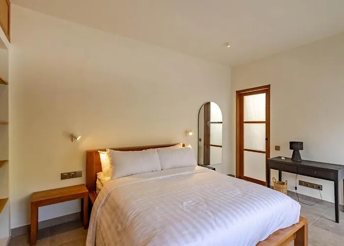 Cozy 3bdrm *